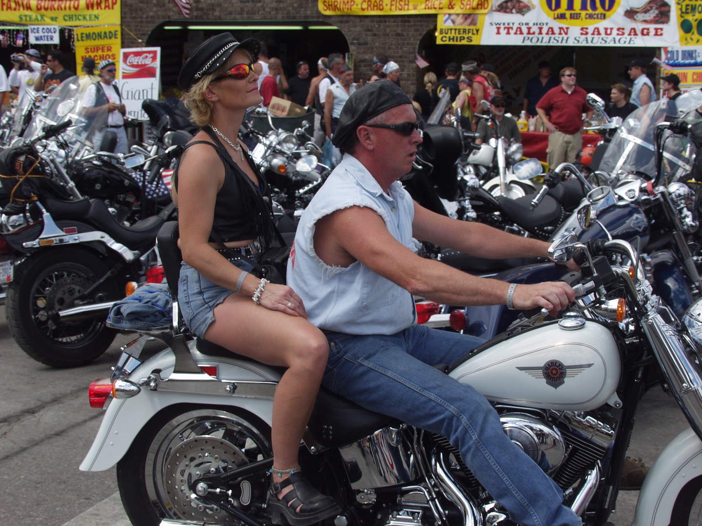 Harley Davidson couple